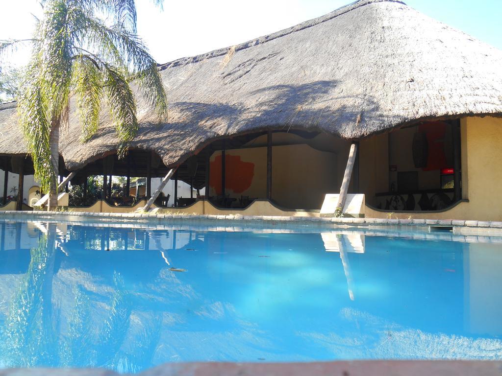 Victoria Falls Budget Hotel Ngoại thất bức ảnh
